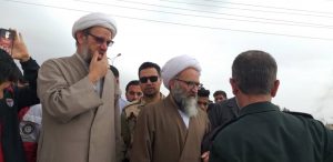گزارش تصویری/بازدید آیت الله حیدری و امام جمعه کارون از مناطق سیل زده شهرستان