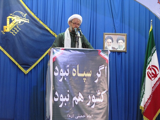 سپاه پاسداران ذوالفقار علی در دستان سید علی است