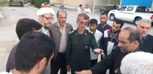 استقبال امام جمعه و مسئولین از ورودکاروان کمک های حشدالشعبی عراق به شهرستان کارون