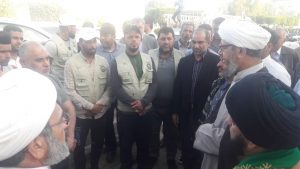 استقبال امام جمعه و مسئولین از ورودکاروان کمک های حشدالشعبی عراق به شهرستان کارون