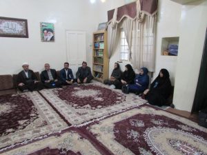دیدار اساتید دانشگاه و معلمان با امام جمعه کارون