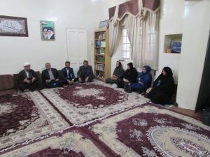 دیدار اساتید دانشگاه و معلمان با امام جمعه کارون