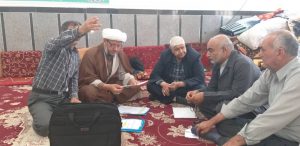امام جمعه کارون از محل بسته بندی و توزیع خشبار به سیلزده گان بازدید کردند