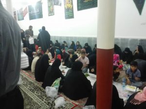 مراسم افطاری به مستمندان جنگیه