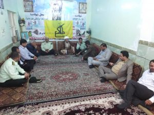 گزارش تصویری/دیدار امام جمعه کارون باخانواده شهداء بمناسبت عید سعیدفطر