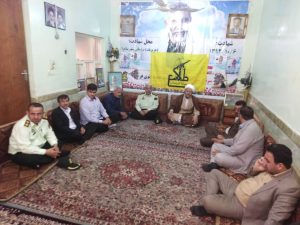 گزارش تصویری/دیدار امام جمعه کارون باخانواده شهداء بمناسبت عید سعیدفطر