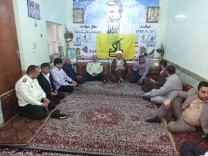 گزارش تصویری/دیدار امام جمعه کارون باخانواده شهداء بمناسبت عید سعیدفطر