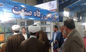 گزارش تصویری/بازدید امام جمعه کارون از نمایشگاه بومی سازی صنایع فولاد