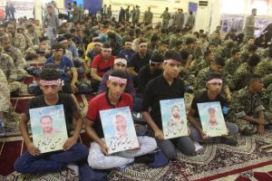 تجمع بزرگ بسیجیان،رزمندگان و جانبازان 8 سال دفاع مقدس در شهرستان کارون برگزار شد