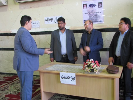 گزارش تصویری/میز خدمت امور آب و فاضلاب روستایی شهرستان کارون