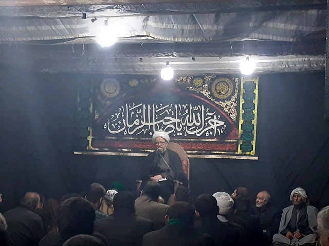 مراسم روضه خوانی امام جمعه کارون درشب اول ایام فاطمیه (س)