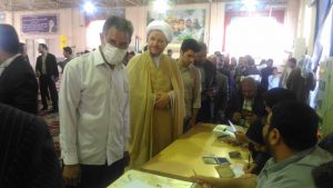 گزارش تصویری/حضور امام جمعه کارون در پای صندوق‌ رای