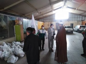 توزیع بیش از 400 بسته کمک غذایی و بهداشتی بین نیازمندان وایتام