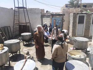 حضور امام جمعه کارون در محل پخت و اطعام مسجد امام حسین (ع) اسلام اباد