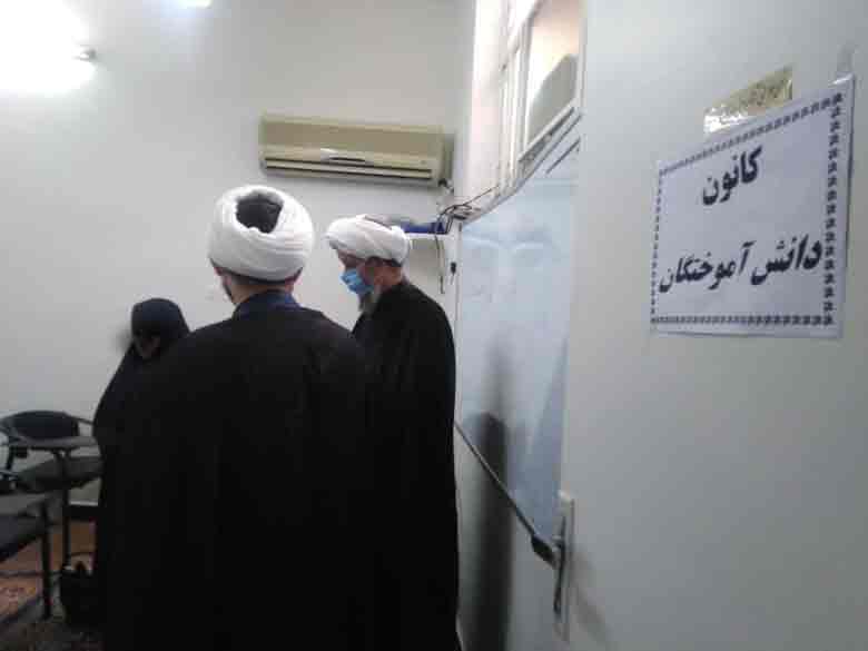 بازدید امام جمعه کارون از حوزه علمیه خواهران