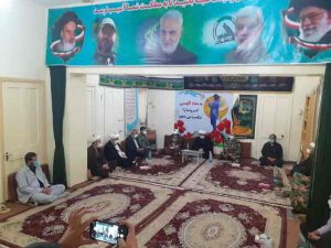 دیدار فرمانده و مسئول عقیدتی سیاسی تیپ 192 زرهی اهواز با امام جمعه کارون
