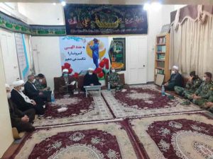 دیدار فرمانده و مسئول عقیدتی سیاسی تیپ 192 زرهی اهواز با امام جمعه کارون