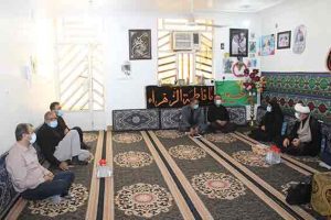 دیدار امام جمعه،فرماندار و مسئولین با خانواده شهدا بمناسبت هفته دولت