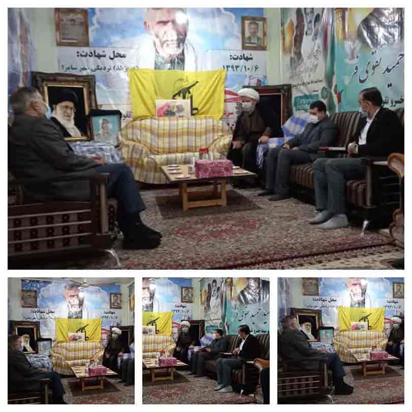 دیدار امام جمعه و فرماندار کارون با خانواده شهید تقوی فرد